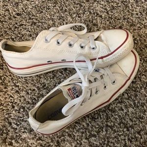 White Low top Converse